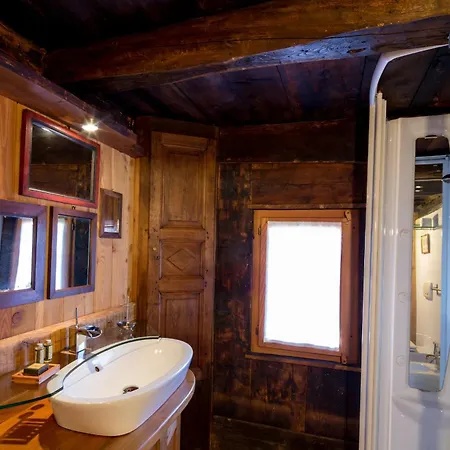 Walser House Rimella