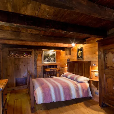 Walser House Pensionat 3*