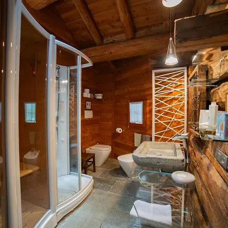 Walser House בית הארחה 3*